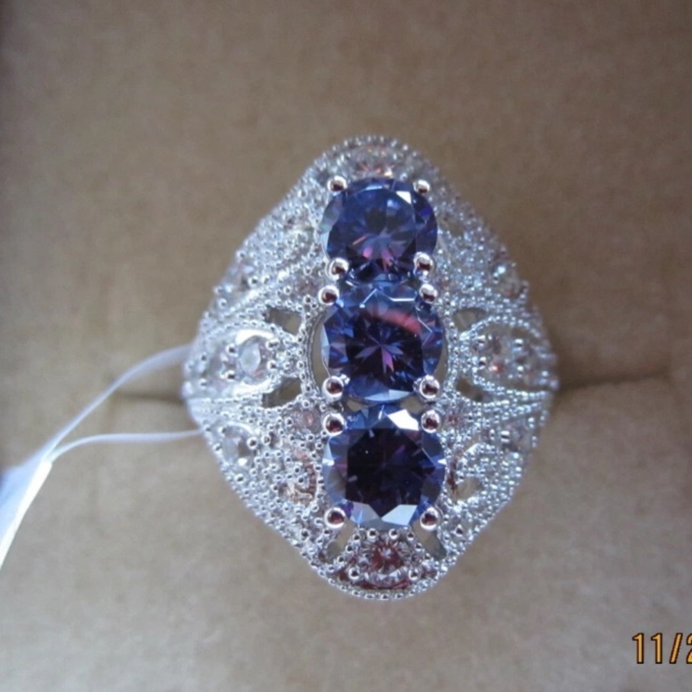 Vintage setting real Tanzanite with lab diamonds Silver and Purple Women's Ring
